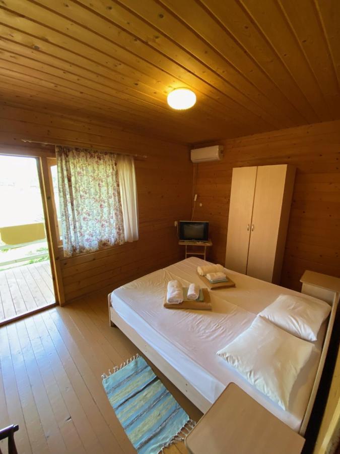 Hotel Kistrik Gudauta Ngoại thất bức ảnh